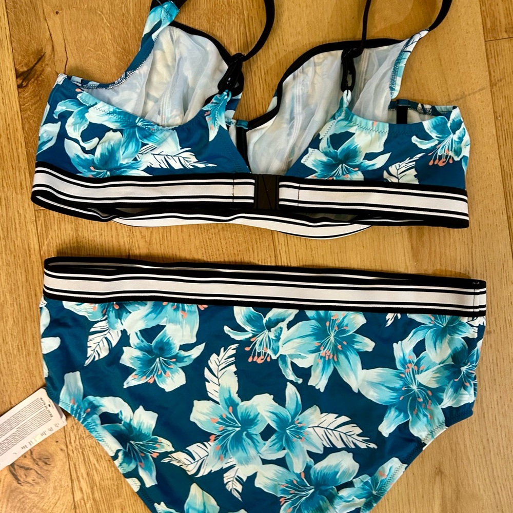 Elomi Multicolor Bikini Set - Picture 5 of 7